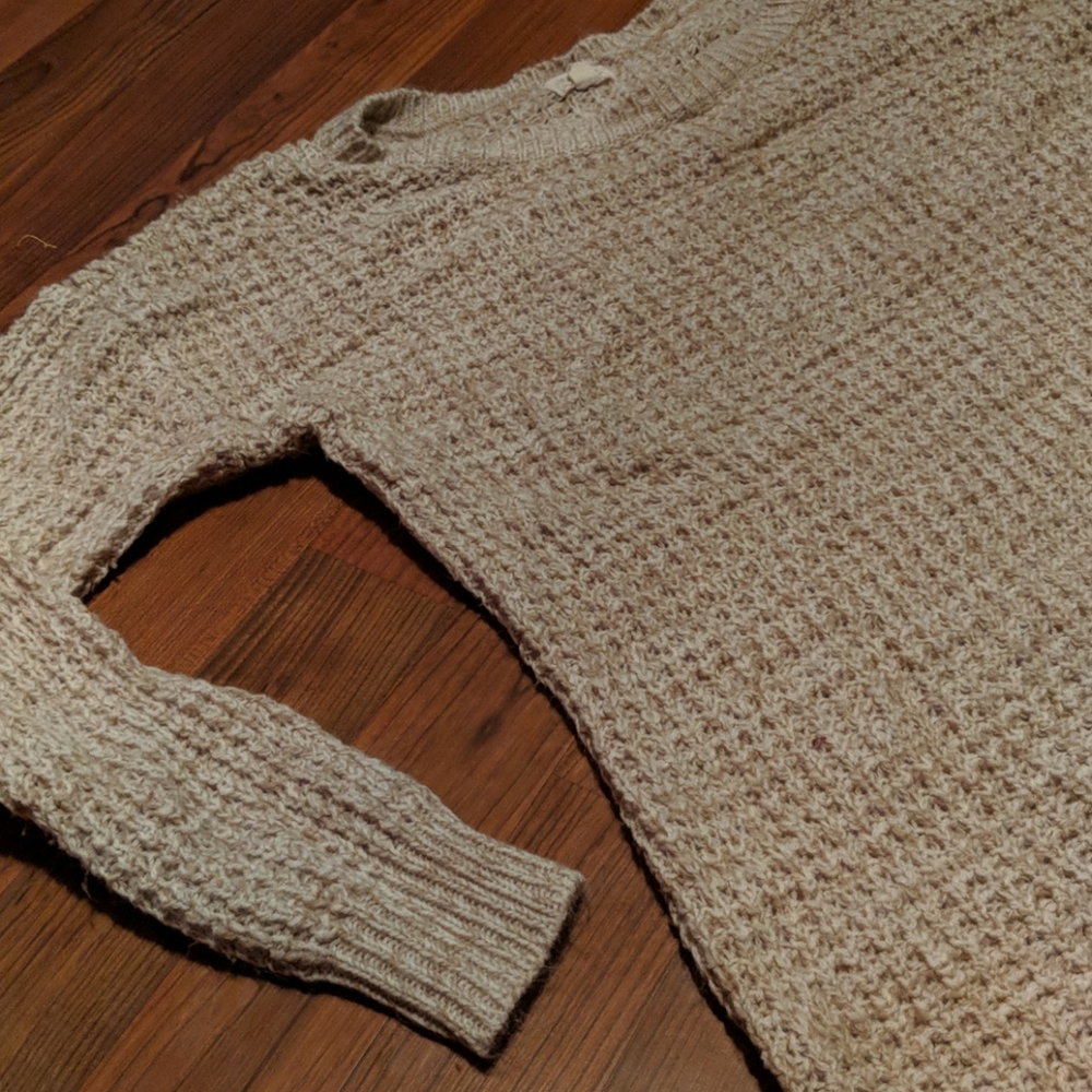 Sweater - Picture 2 of 2